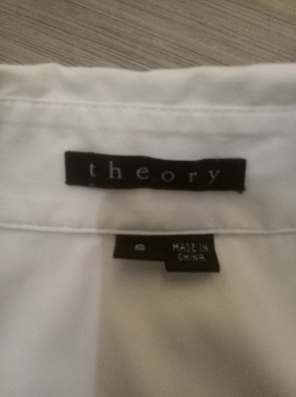 LIKE NEW: THEORY; WOMEN'S BLOUSE, WHITE, SMALL. - Picture 3 of 7